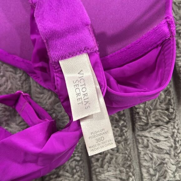 Victoria Secret Push Up Bra Bundle - Picture 8 of 9